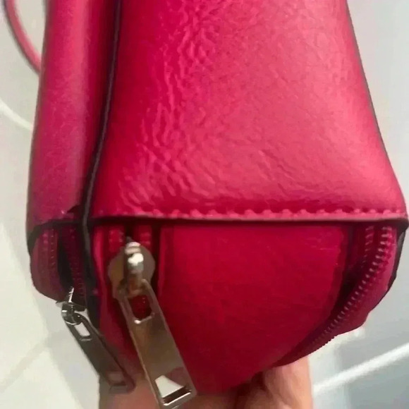 Kelsey Crossbody Piper and Dune Organizing Handbag - Picture 9 of 11